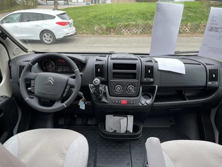 Fahrzeugbild LMC Innovan 600 Kostenfreie Anlieferung !! #9