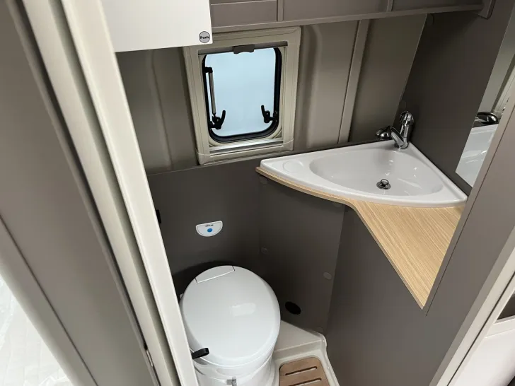 Fahrzeugbild LMC Innovan 600 Kostenfreie Anlieferung !! #16