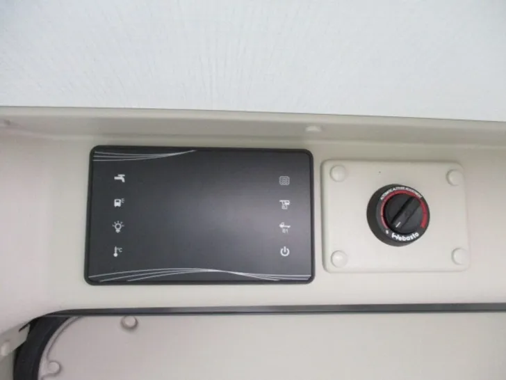 Fahrzeugbild Forster Vantasy FV599CB #9