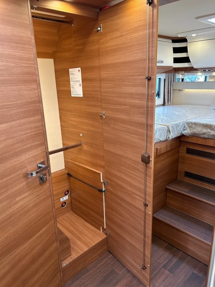 Fahrzeugbild Carthago chic c-line xl I 5.9 XL LE #19