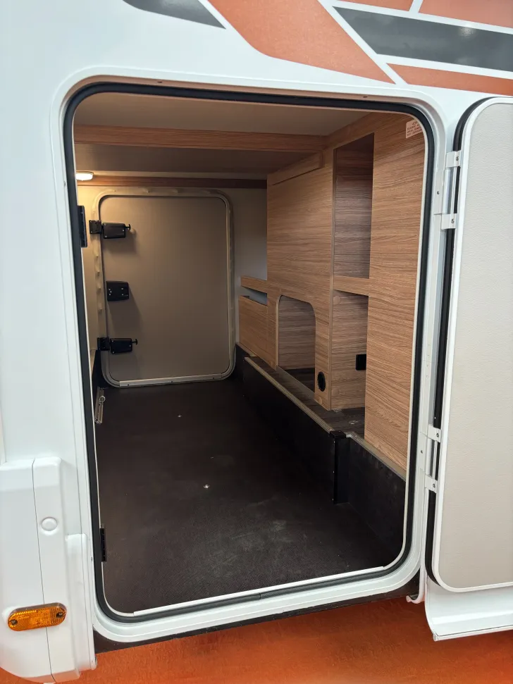 Fahrzeugbild Weinsberg CaraCompact EDITION PEPPER 640 MEG Voll-LED, DISTRONIC, HotPaket #15