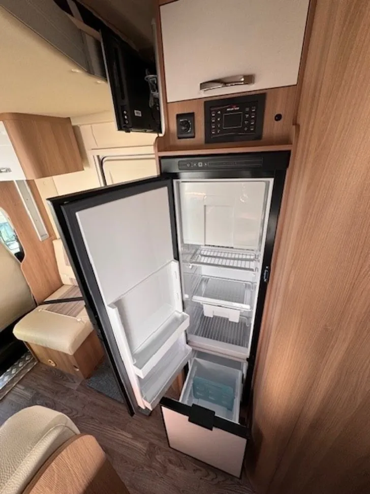 Fahrzeugbild Roller Team T-Line 298 #7