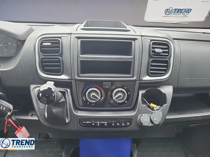 Fahrzeugbild Dethleffs Globetrail 640 ES Fiat #9