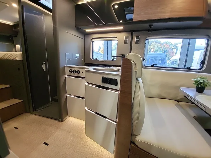 Fahrzeugbild Hymer B-KLASSE MC-I 680 #9