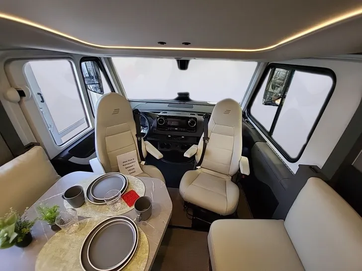 Fahrzeugbild Hymer B-KLASSE MC-I 680 #6
