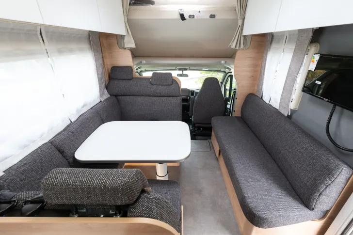 Fahrzeugbild Dethleffs XL A 7872-2 Family ** Listenpreis: 131.764  #20