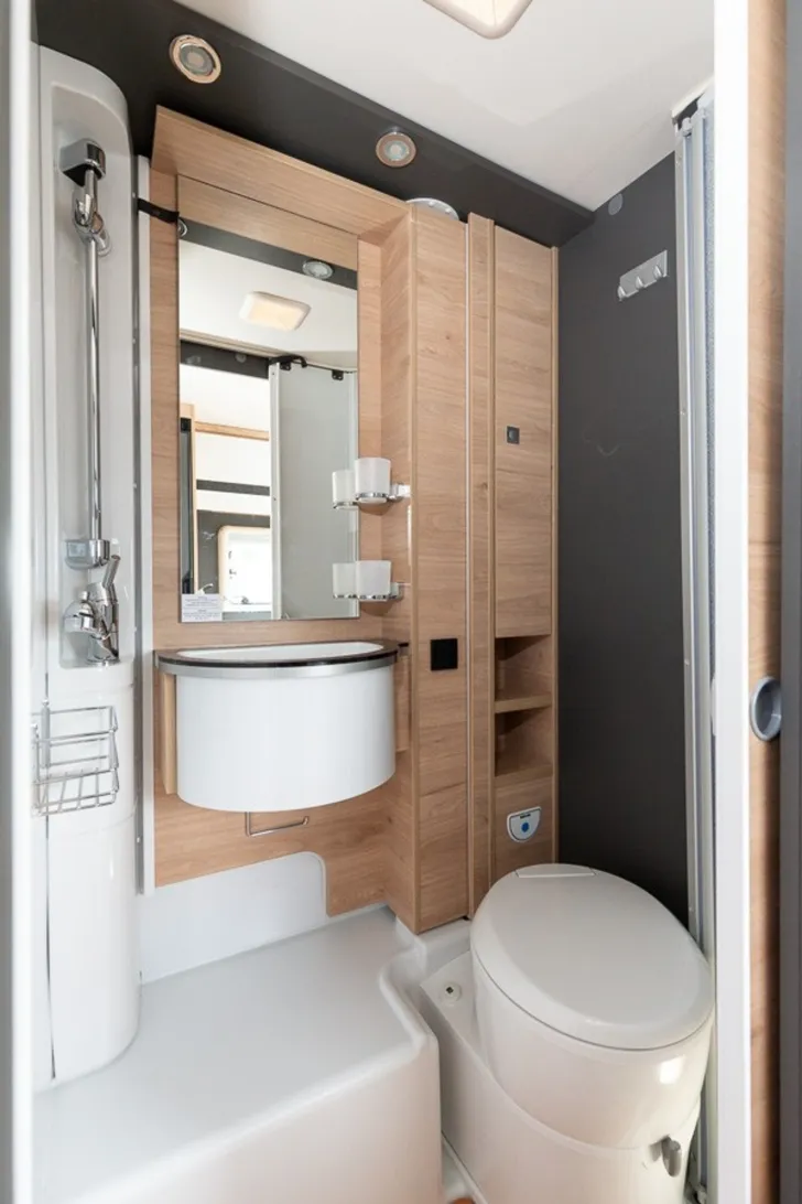 Fahrzeugbild Dethleffs Globebus Go T 15 ** 16.894  unter Listenpreis #13