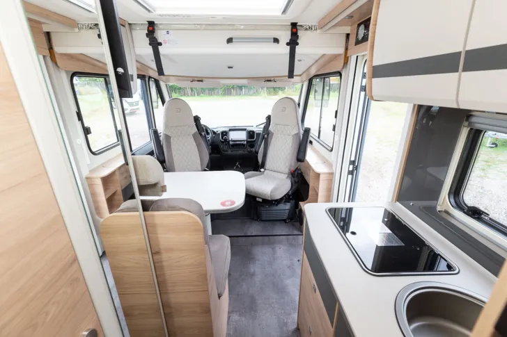 Fahrzeugbild Dethleffs Globebus I 6 // UVP: 99.941  #17