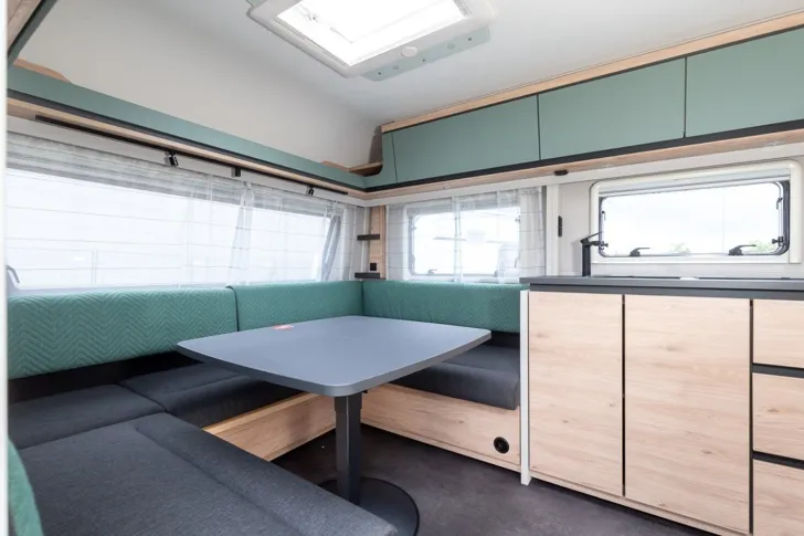 Fahrzeugbild Dethleffs Camper 730 FKR *2x2Stockbetten+866kg Zuladung** #7