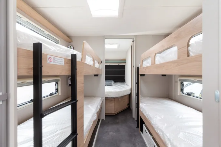 Fahrzeugbild Dethleffs Camper 730 FKR *2x2Stockbetten+866kg Zuladung** #13
