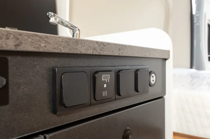 Fahrzeugbild Sunlight Adventure Cliff 540 721 KG Zuladung #9