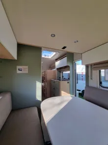 Fahrzeugbild LMC Style Lift 500 K mit Etagenbetten #11