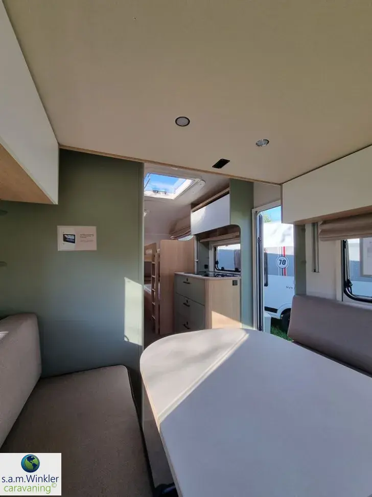 Fahrzeugbild LMC Style Lift 500 K mit Etagenbetten #11