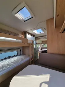 Fahrzeugbild LMC Style Lift 500 K mit Etagenbetten #12