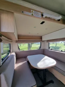Fahrzeugbild LMC Style Lift 500 K mit Etagenbetten #13