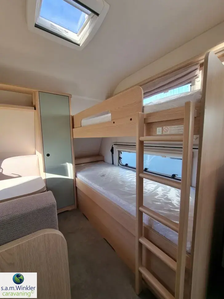 Fahrzeugbild LMC Style Lift 500 K mit Etagenbetten #16