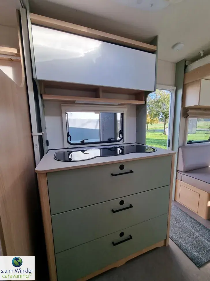 Fahrzeugbild LMC Style Lift 500 K mit Etagenbetten #17