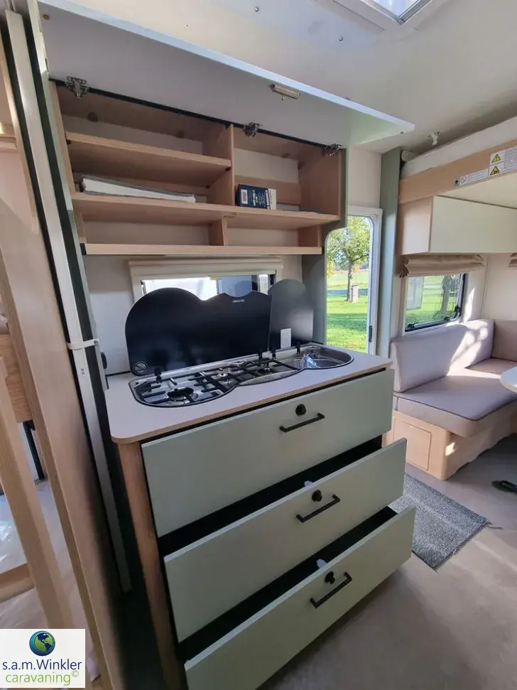 Fahrzeugbild LMC Style Lift 500 K mit Etagenbetten #18