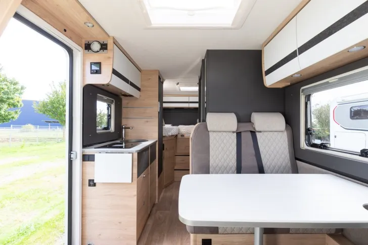 Fahrzeugbild Dethleffs Globebus Camp T 4 650 KG Zuladung #8