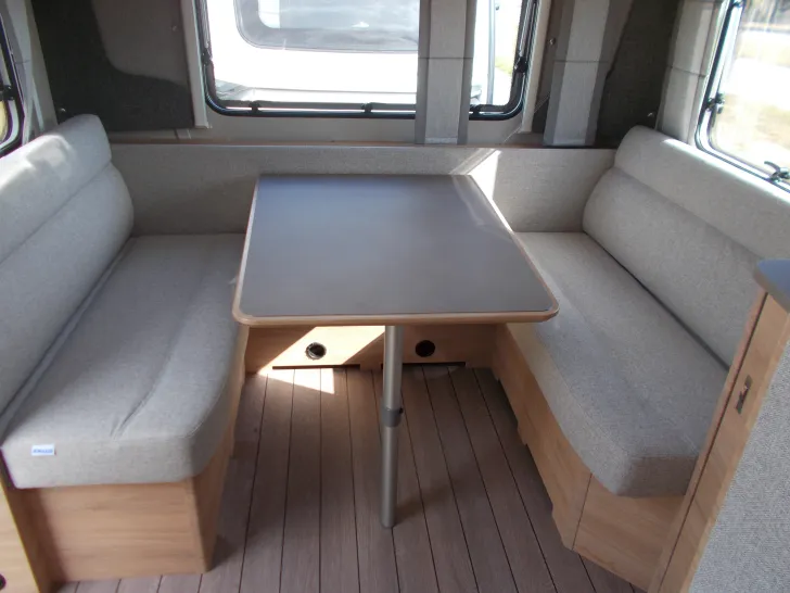 Fahrzeugbild Knaus Südwind 460 EU 60 Years #18