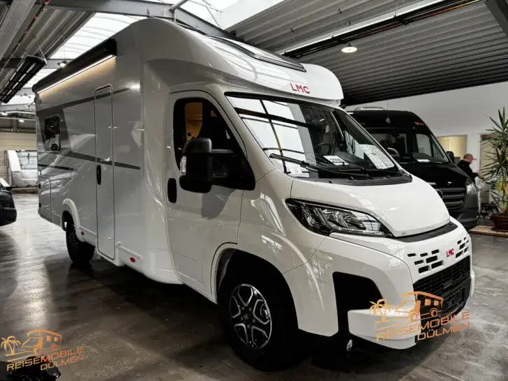 Fahrzeugbild LMC Tracer 680 DL #1