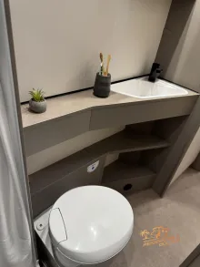 Fahrzeugbild LMC Tracer 680 DL #21