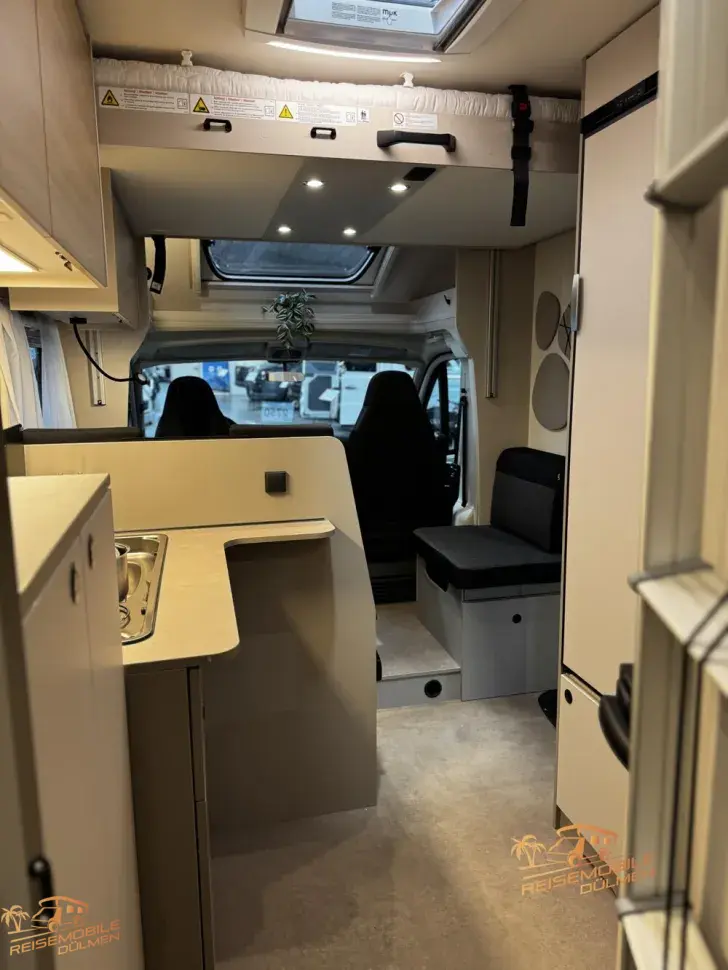 Fahrzeugbild LMC Tracer 680 DL 8 Gang Automatik #20