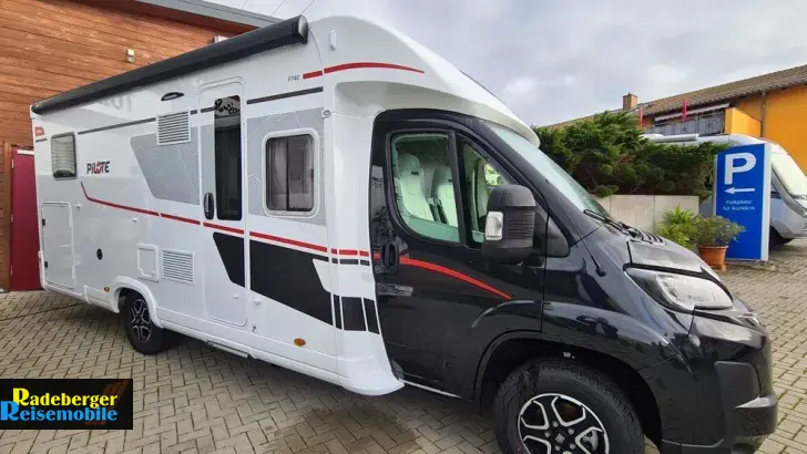 Fahrzeugbild Pilote Pacific Evidence P740FGJ #1