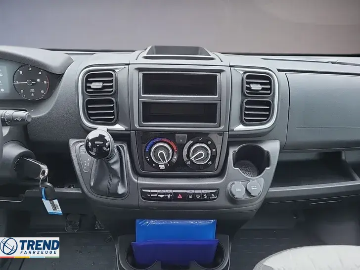 Fahrzeugbild Sunlight V 67S Adventure Edition #9