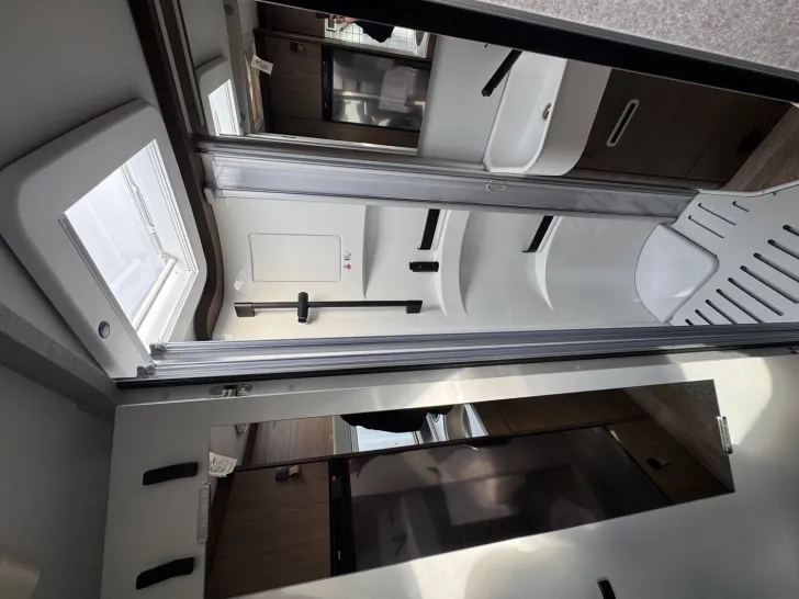 Fahrzeugbild Hymer ML-T 580 4x4 / Combi 6 DE / 2xTV / SAT #20