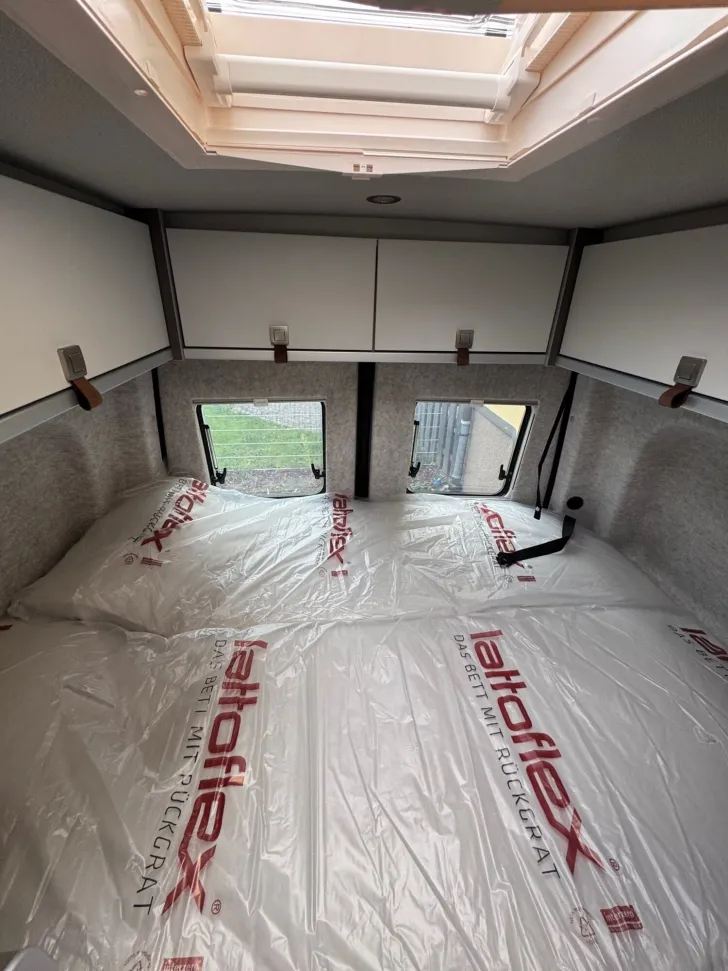 Fahrzeugbild Hymer Grand Canyon S CrossOver 600 Anhängerkupplung #15