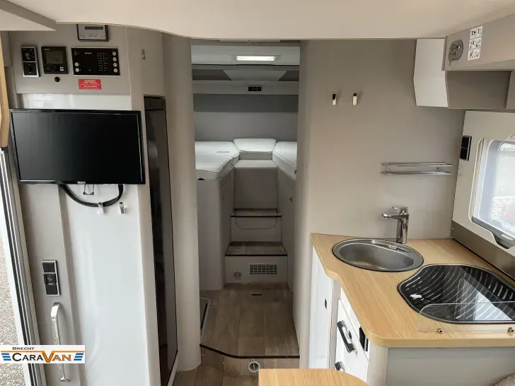 Fahrzeugbild Hymer Tramp S 685 UVP 132.866 Hubbett/Dachklima #9