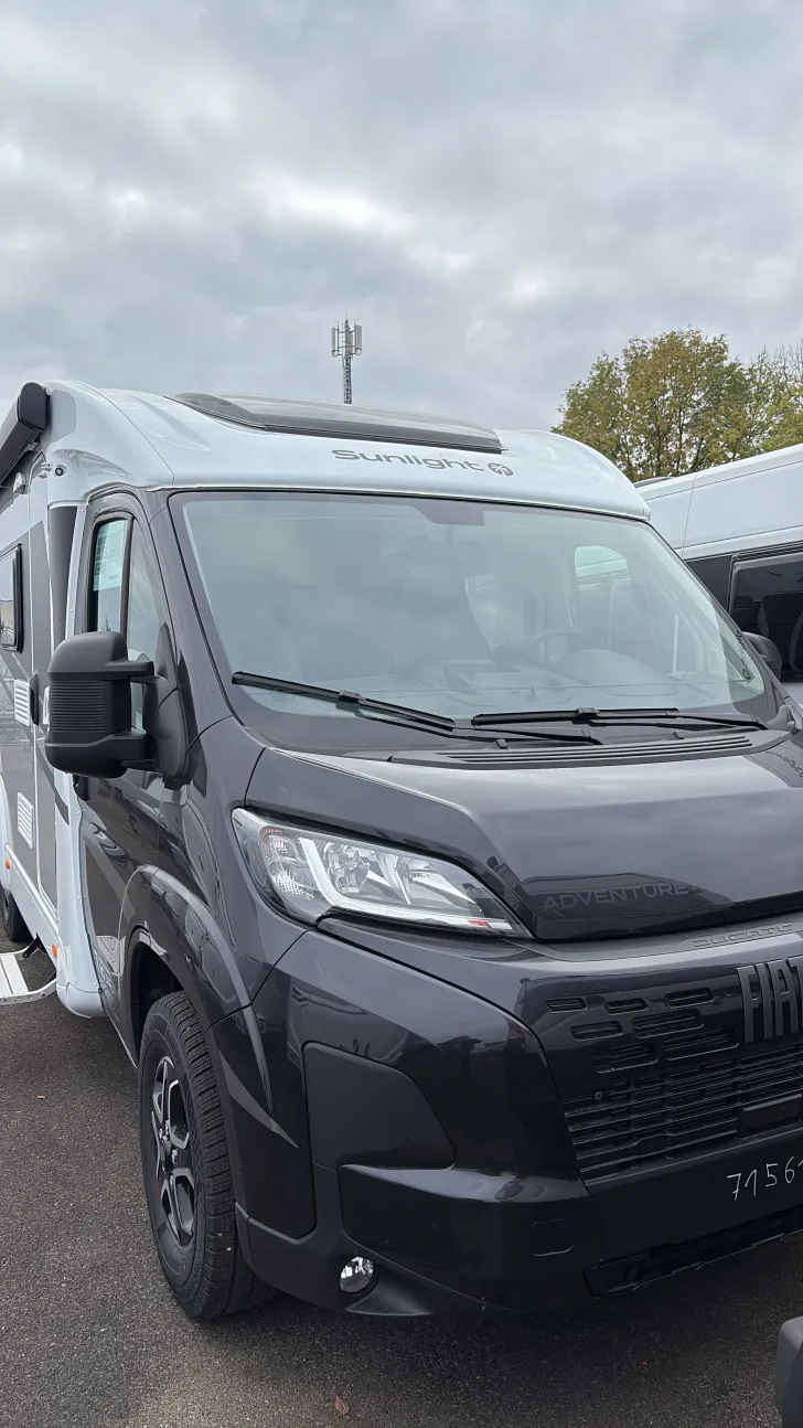 Frontal Vorne Sunlight V 66 Adventure Edition IC-Line