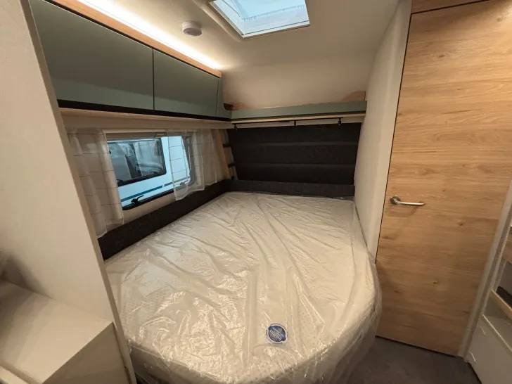 Fahrzeugbild Dethleffs CAMPER 560 FMK #3