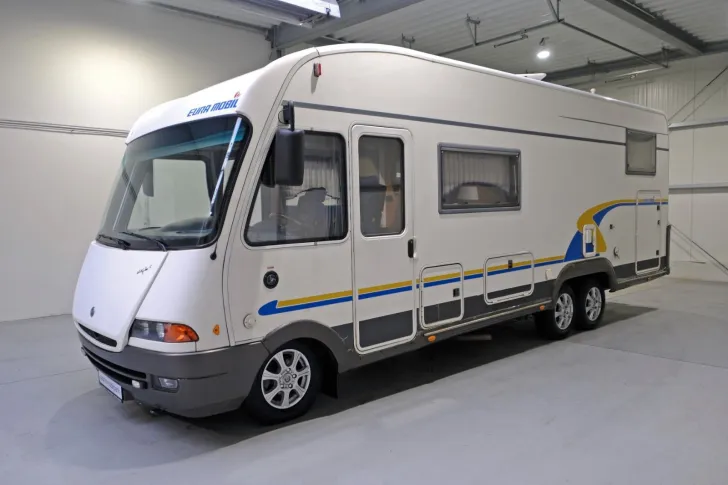 Fahrzeugbild Eura Mobil I 810 EB/Einzelbetten/Garage/Klima/Solar/Markise #3