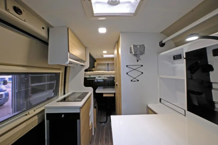 Fahrzeugbild Forster V 541 Youngster/Festbett/PREISKNALLER/NEUWAGEN #12