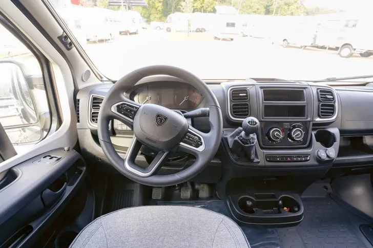 Fahrzeugbild Sunlight Cliff 640 ***GÜMA-SONDERPREIS-AKTION*** #9