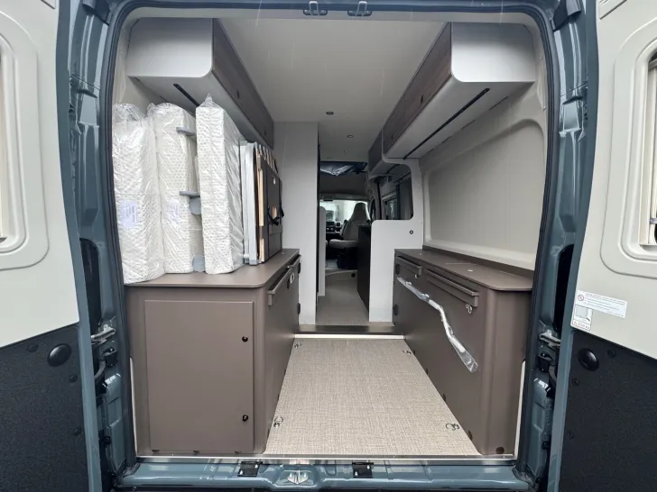 Fahrzeugbild Bürstner B66 C 600 #18
