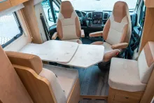 Fahrzeugbild LMC Cruiser V646G *Hubstützen*2xSolar*Autom.*180PS #13