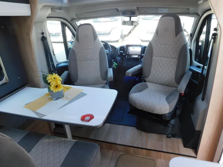 Fahrzeugbild Dethleffs Globebus Camp T 1 8G-Automatik, Active-Paket #7