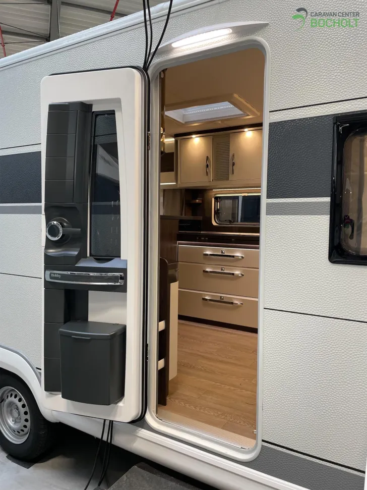 Fahrzeugbild Hobby Prestige 720 KWFU Modell 2026 #7