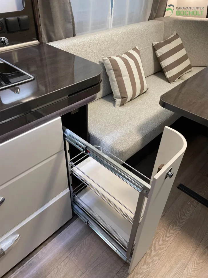 Fahrzeugbild Hobby Prestige 720 KWFU Modell 2026 #14