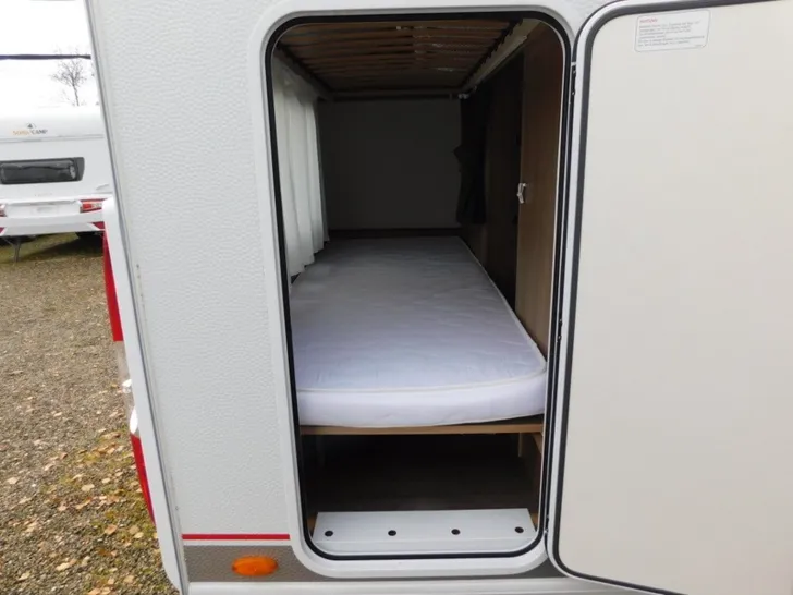 Fahrzeugbild Bürstner Premio 495 TK Mover, Vorzelt Air, Sat-Anlage+TV #15