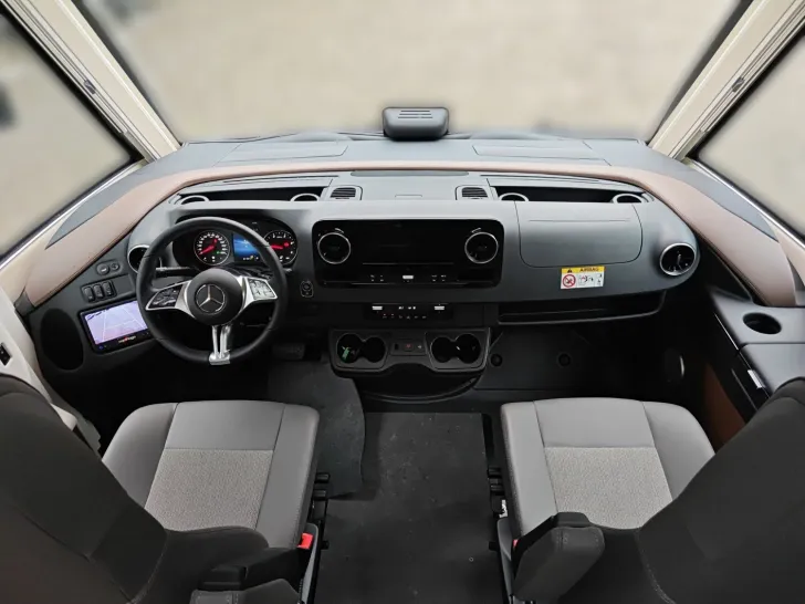 Fahrzeugbild Carthago chic c-line I 4.9 LE SIE SPAREN 14.430,- #10