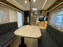 Fahrzeugbild Challenger Graphite 270 Modell 2026 / Artic / Zubehör / Look #10