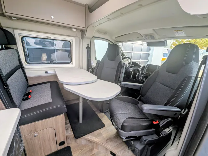 Fahrzeugbild Carado CV 601 PRO Modell 2026 Sie sparen 5.152,- #4
