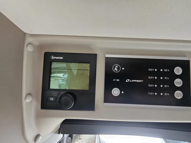 Fahrzeugbild Carado pro+ CV 640 8GAutomatik|190AH|LEDSW|Combi6EHeiz. #15