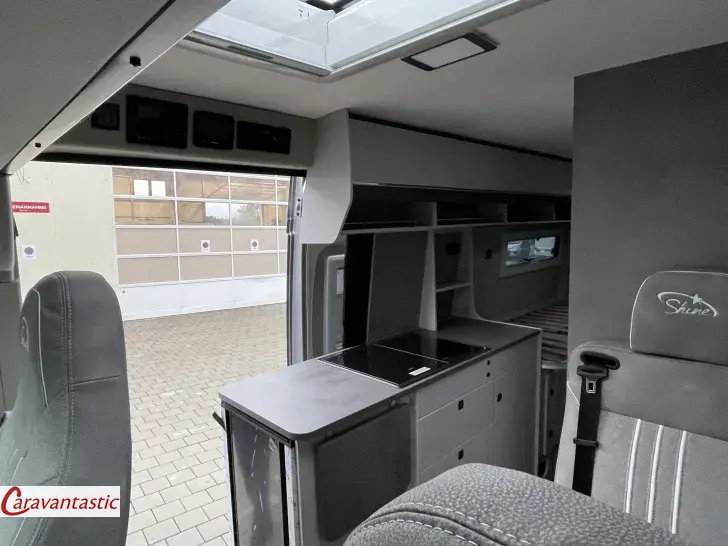 Fahrzeugbild Pössl H-LINE SUMMIT SHINE 640 #8