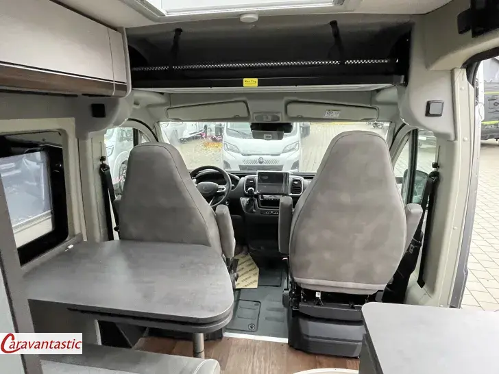 Fahrzeugbild Pössl H-LINE SUMMIT SHINE 640 #14