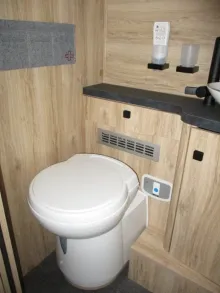 Fahrzeugbild Eura Mobil Profila T PT 720 EB Tageszulassung #18